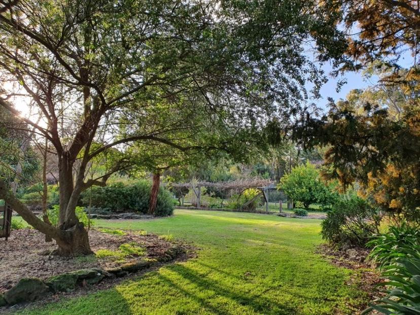 Bella Mia Tuscan Paradise Mount Gambier Exterior photo